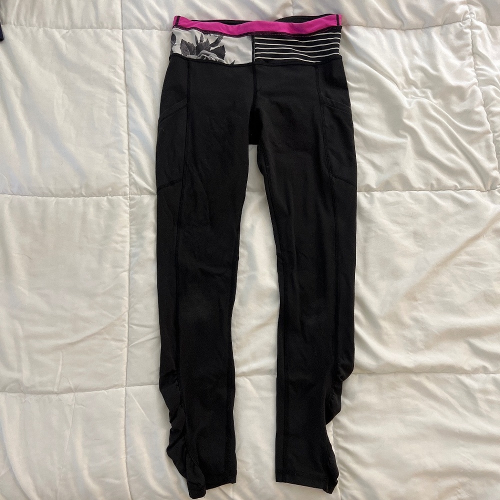Lululemon black womens size 4 leggings